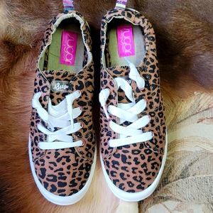 Sugar Leopard Print slip on sneakers Size 8